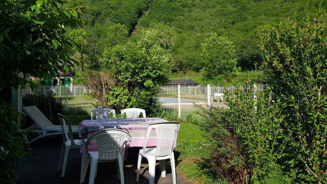 Village 17 Gites, Piscine, Restaurant , 2 Gites Avec Spa, 3Km De Conques Exterior photo