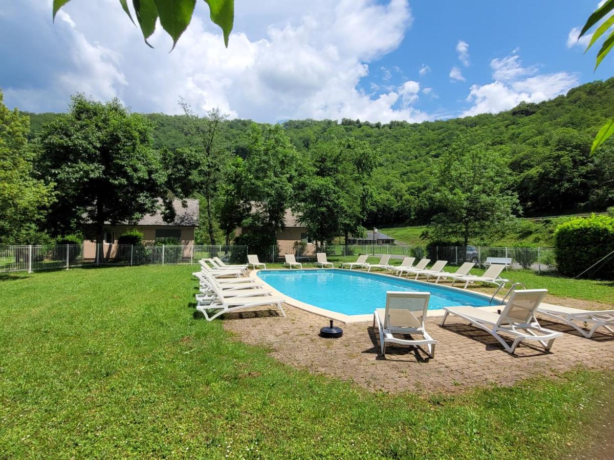 Village 17 Gites, Piscine, Restaurant , 2 Gites Avec Spa, 3Km De Conques Exterior photo
